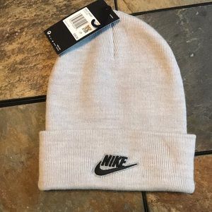 COPY - NWT Nike beanie! 🔥